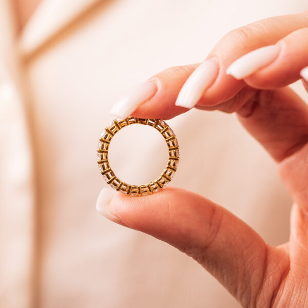 Full Circle Moissanite Ring