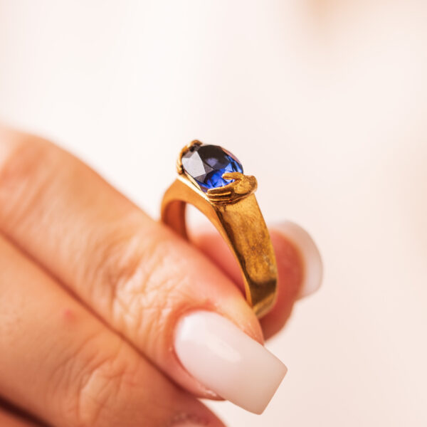 Lab Sapphire Stone Hand Motif Ring